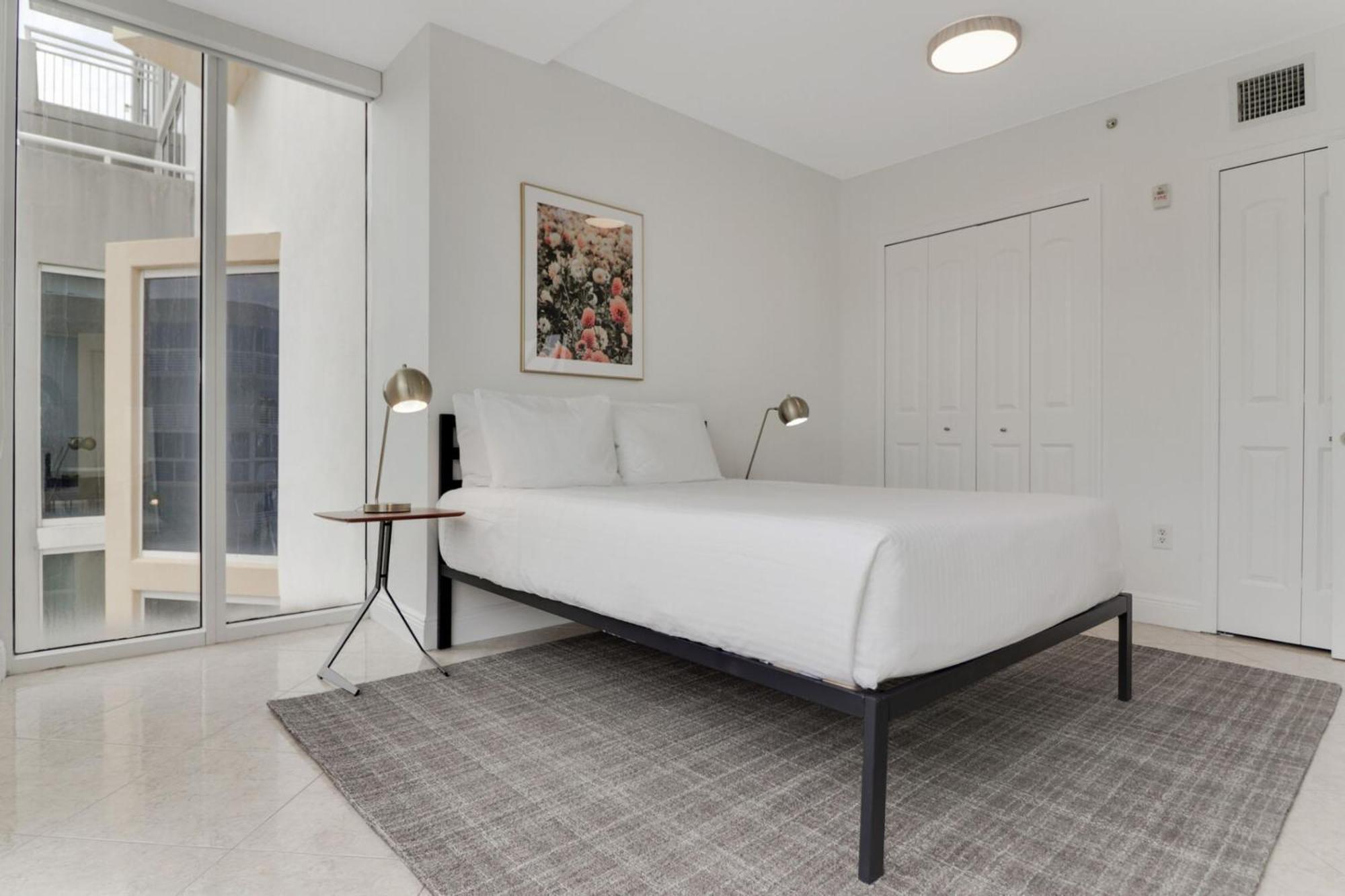 Roami At Sunny Isles Lejlighed Miami Beach Værelse billede